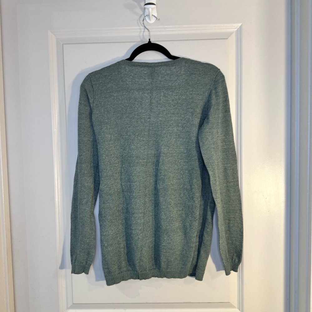GAP Green Linen Blend V- Neck Long Sleeve Sweater, size Medium - Picture 8 of 9